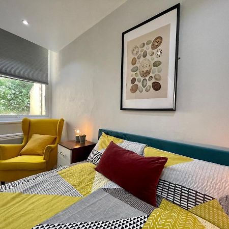 1 Bed 2 Person Apartment City Centre คาร์ดิฟฟ์ ภายนอก รูปภาพ